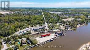 30 SHORE LINE E | Wasaga Beach Ontario | Slide Image Seven