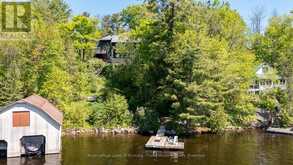 7 RICE STREET | Rosseau Ontario | Slide Image Forty-one
