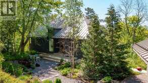 7 RICE STREET | Rosseau Ontario | Slide Image Four