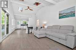 208 DESROCHES TRAIL | Tiny Ontario | Slide Image Ten