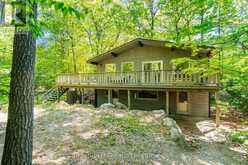 208 DESROCHES TRAIL | Tiny Ontario | Slide Image One