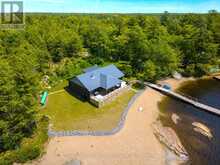32 A11 ISLAND | Pointe au Baril Ontario | Slide Image Six
