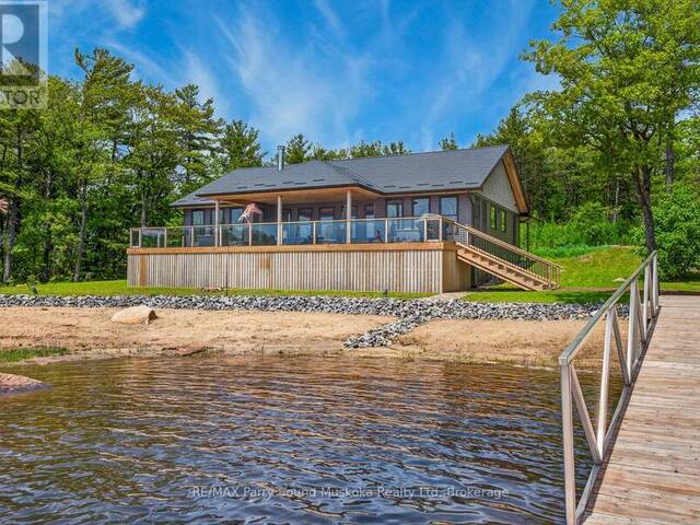 32 A11 ISLAND Pointe au Baril Ontario, P0G 1K0 - 4 Bedrooms Waterfront Home For sale