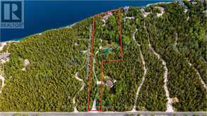 28 ELGIN STREET | Tobermory Ontario | Slide Image Forty-eight