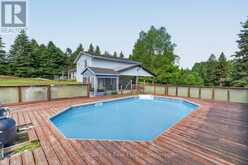 41 HAWTHORN LANE | Huntsville Ontario | Slide Image One