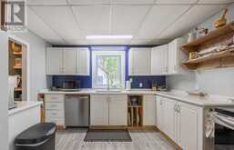 267 RIVERSIDE DRIVE | Haliburton Ontario | Slide Image Twenty