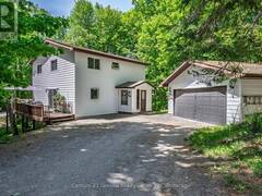 267 RIVERSIDE DRIVE Haliburton Ontario, K0M 1S0
