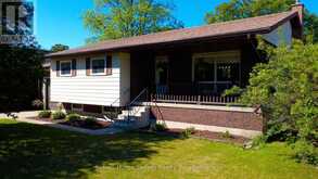 336 LANSDOWNE STREET | Southampton Ontario | Slide Image Four