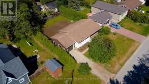 336 LANSDOWNE STREET | Southampton Ontario | Slide Image Eight