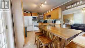 212 YONGE STREET S | Tara Ontario | Slide Image Thirteen