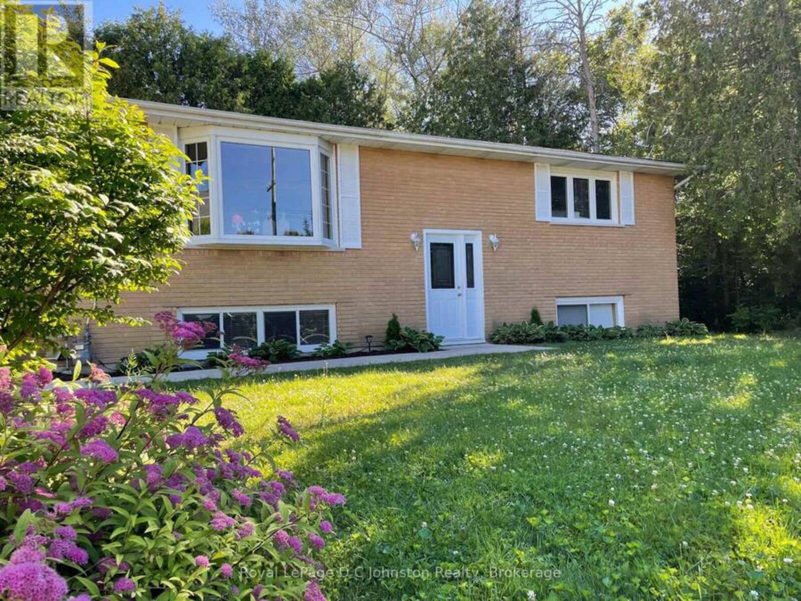 341 PALMERSTON STREET, Southampton, Ontario N0H 2L0