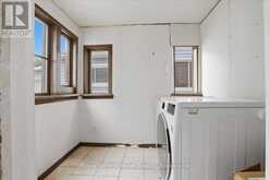 166 WEST GORE STREET | Stratford Ontario | Slide Image Sixteen