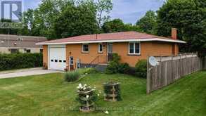155 JAMES STREET | Clinton Ontario | Slide Image Thirty-seven
