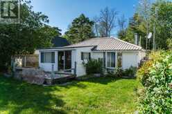 15 BOW ROAD | Tiny Ontario | Slide Image Two