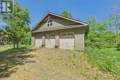 61 MCKELLAR LAKE ROAD | McKellar Ontario | Slide Image Thirty-one
