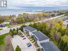 9 ROYALTON LANE | Collingwood Ontario | Slide Image Three