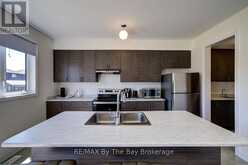 166 MAPLESIDE DRIVE | Wasaga Beach Ontario | Slide Image Nine