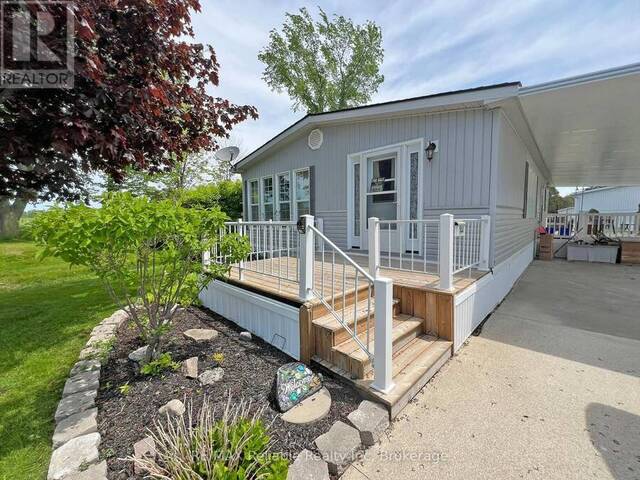 144 SANDBAGGER CRESCENT Clinton Ontario, N0M 1G0 - 2 Bedrooms Condo For Sale