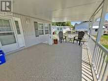 144 SANDBAGGER CRESCENT | Clinton Ontario | Slide Image Three