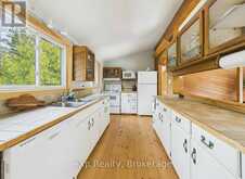 26 ELGIN STREET | Tobermory Ontario | Slide Image Eight