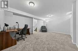 35 ROEHAMPTON CRESCENT | Guelph Ontario | Slide Image Thirty-five