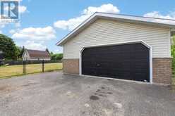 5 MARL CREEK DRIVE | Springwater Ontario | Slide Image Five