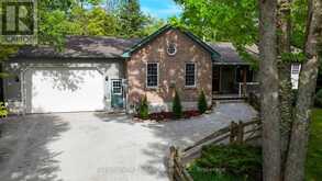 719 YORK AVENUE N | Sauble Beach Ontario | Slide Image Five