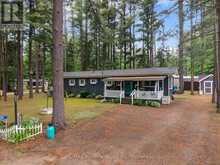 401 SUGAR MAPLE DRIVE | Goderich Ontario | Slide Image Four