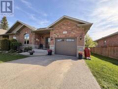 12 BROWN STREET S Minto Ontario, N0G 1M0