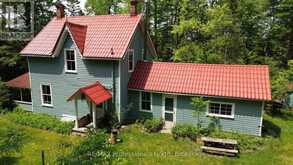 231 KAY ROAD W | Huntsville Ontario | Slide Image Three