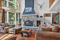 206 MACBETH ISLAND | Bracebridge Ontario | Slide Image Seven