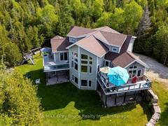 37 PARADISE DRIVE Lion's Head Ontario, N0H 1W0