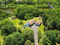 276 MECHANIC STREET W Waterford Ontario, N0E 1Y0