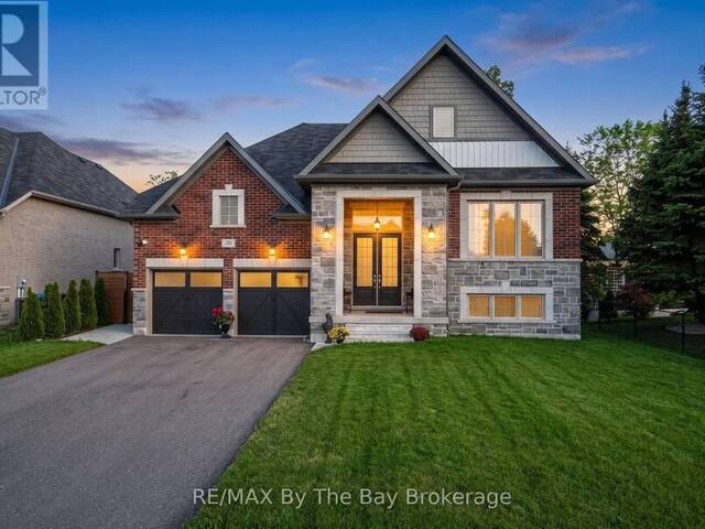43 FAWNDALE CRESCENT Wasaga Beach Ontario, L9Z 2N2 - 3 Bedrooms Home For Sale