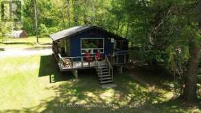 38 ROBERT ROAD W | Huntsville Ontario | Slide Image One