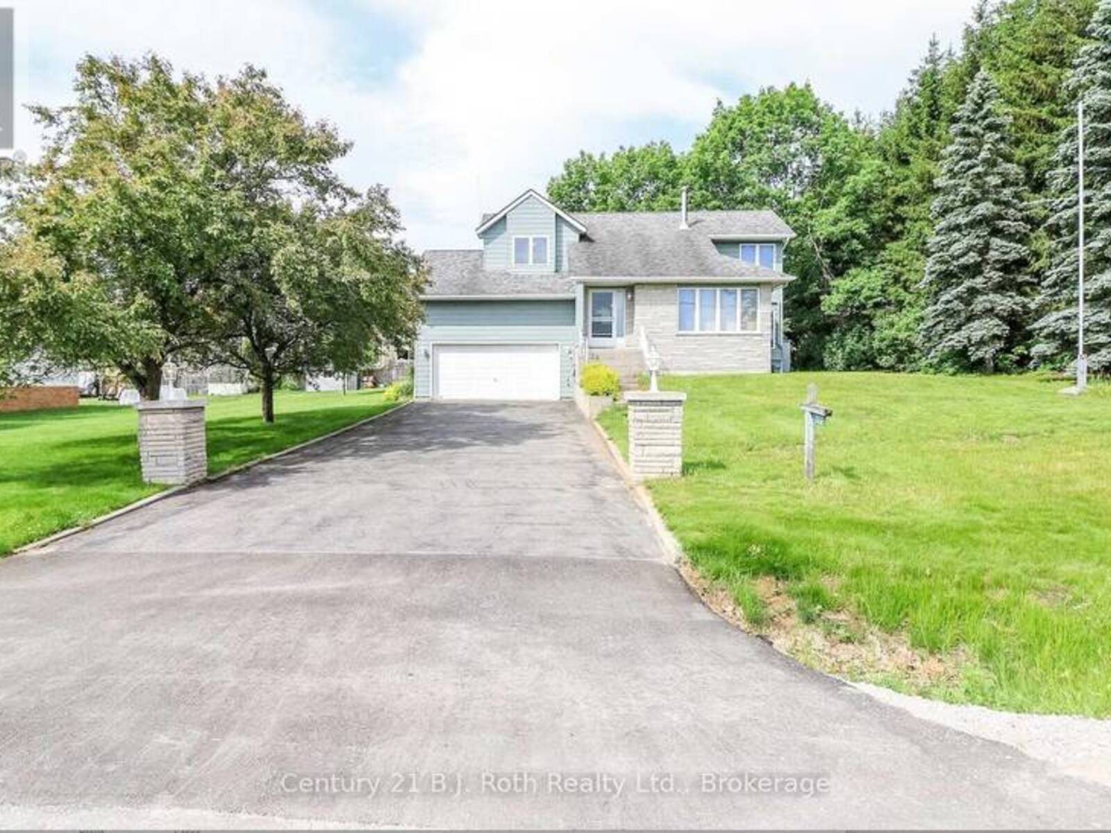 3332 GRAYSHOTT DRIVE, Severn, Ontario L3V 0Y4