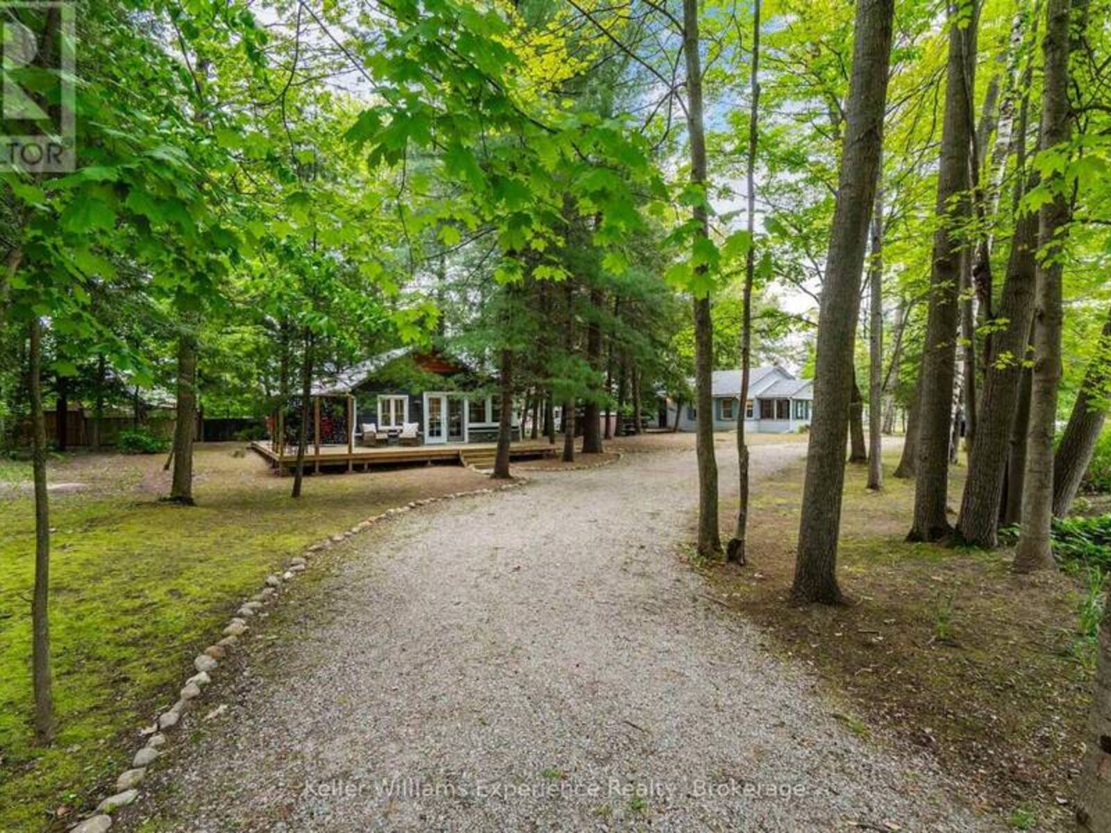 14 THUNDER BAY LANE, Penetanguishene, Ontario L9M 2H7