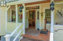 22 KNOWLES CRESCENT E | Rosseau Ontario | Slide Image Six