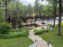 22 KNOWLES CRESCENT E | Rosseau Ontario | Slide Image Thirty-five