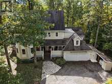 22 KNOWLES CRESCENT E | Rosseau Ontario | Slide Image Forty-five