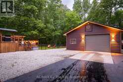 10 BIRCHWOOD TRAIL | Wasaga Beach Ontario | Slide Image Two