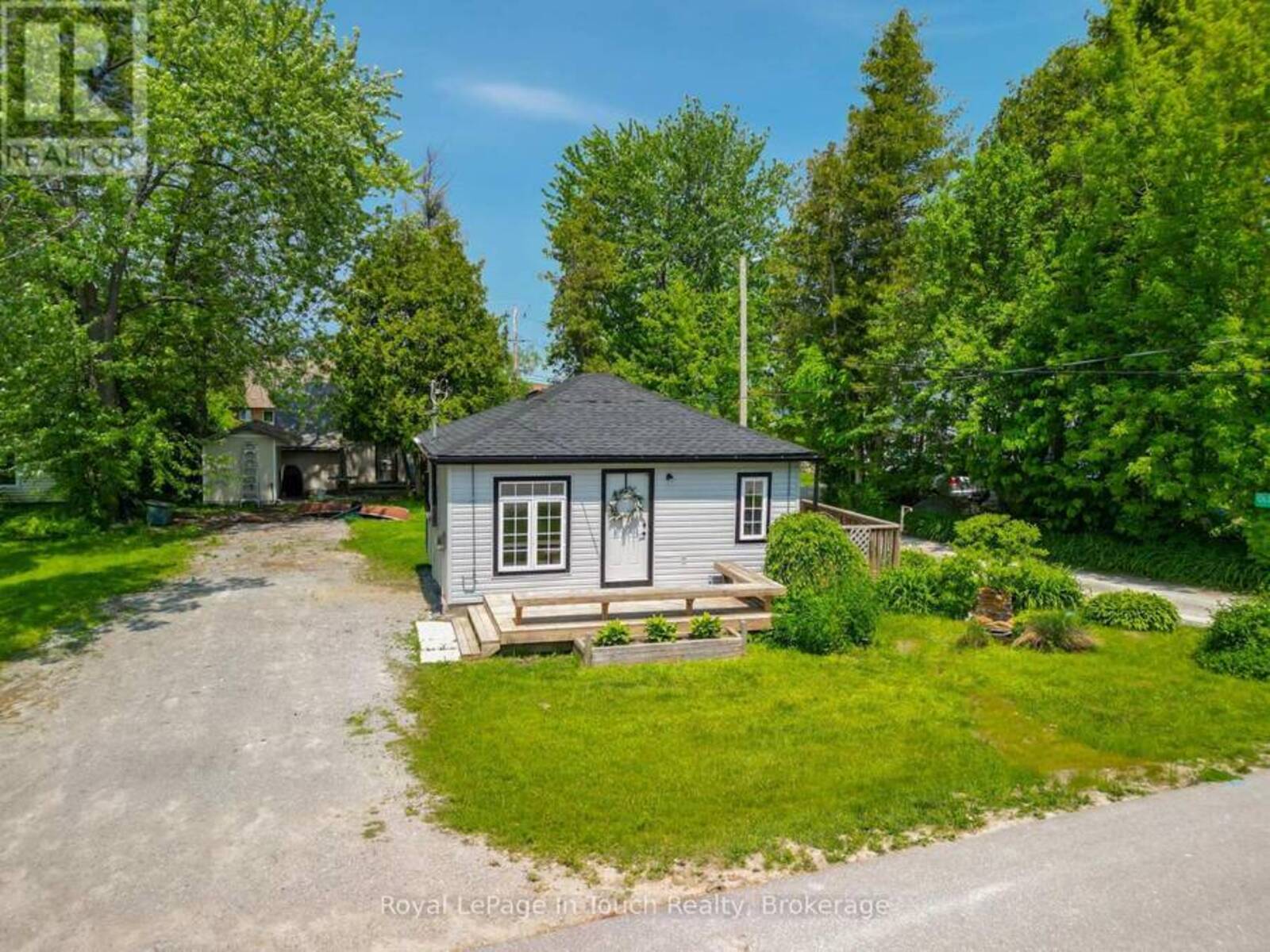 78 KING RD, Waubaushene, Ontario L0K 2C0