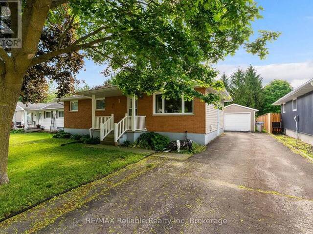 182 JARVIS STREET S Huron East Ontario, N0K 1W0 - 4 Bedrooms Home For Sale