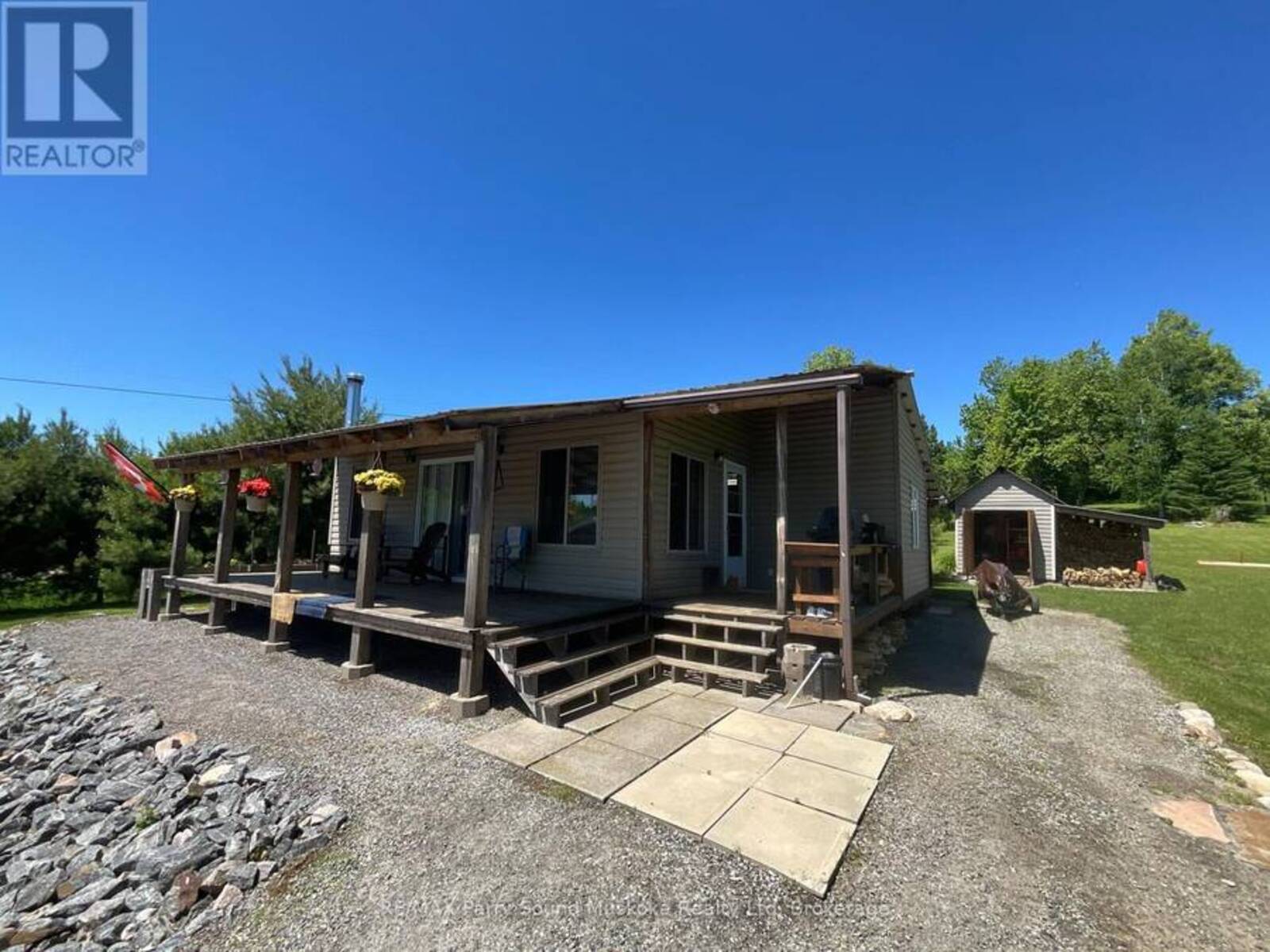 135 DANIEL DRIVE, Parry Sound, Ontario P0H 2R0