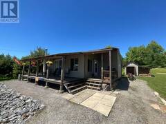 135 DANIEL DRIVE Parry Sound Ontario, P0H 2R0