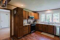 471 ECKFORD AVENUE | Southampton Ontario | Slide Image Seventeen