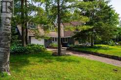 471 ECKFORD AVENUE | Southampton Ontario | Slide Image One