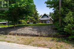471 ECKFORD AVENUE | Southampton Ontario | Slide Image Nine