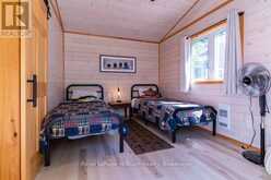 700 ISLAND 980 / DEER ISLAND | Honey Harbour Ontario | Slide Image Forty-one