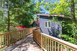 700 ISLAND 980 / DEER ISLAND | Honey Harbour Ontario | Slide Image Forty-seven